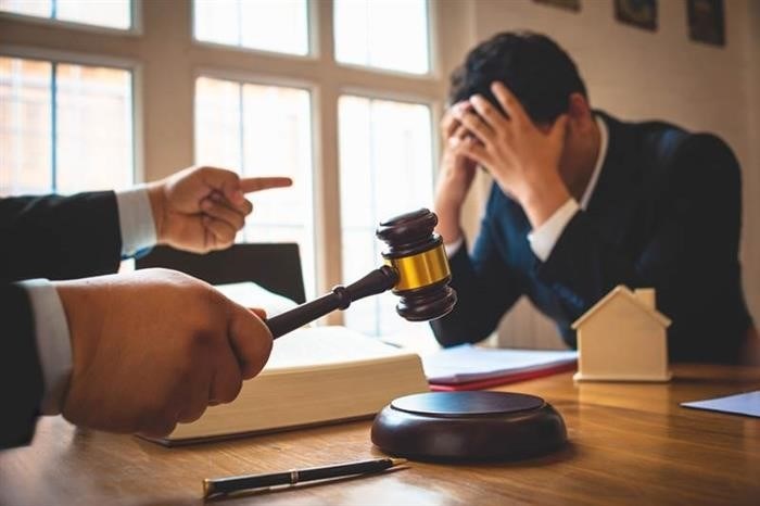 Различия в переходе к банкротству в соавторстве