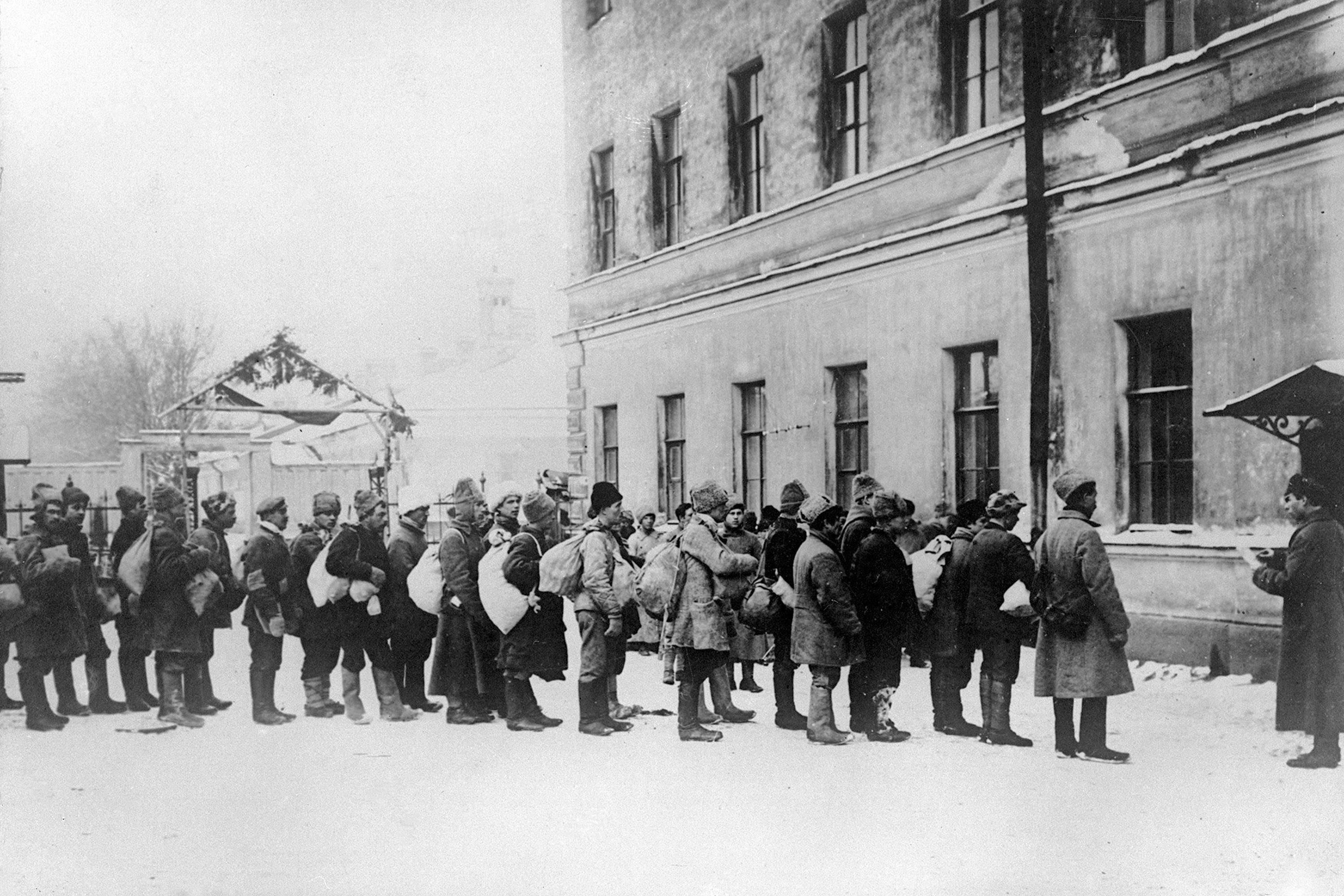 Изменения в призывном возрасте в раннюю советскую эпоху