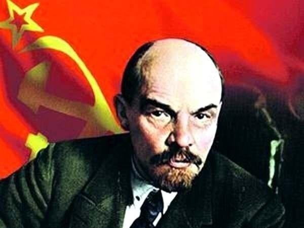 Роль Ленина в разработке и продвижении декретов